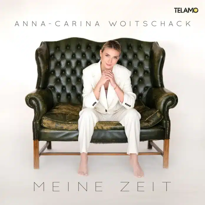 Anna-Carina Woitschack: "Meine Zeit"